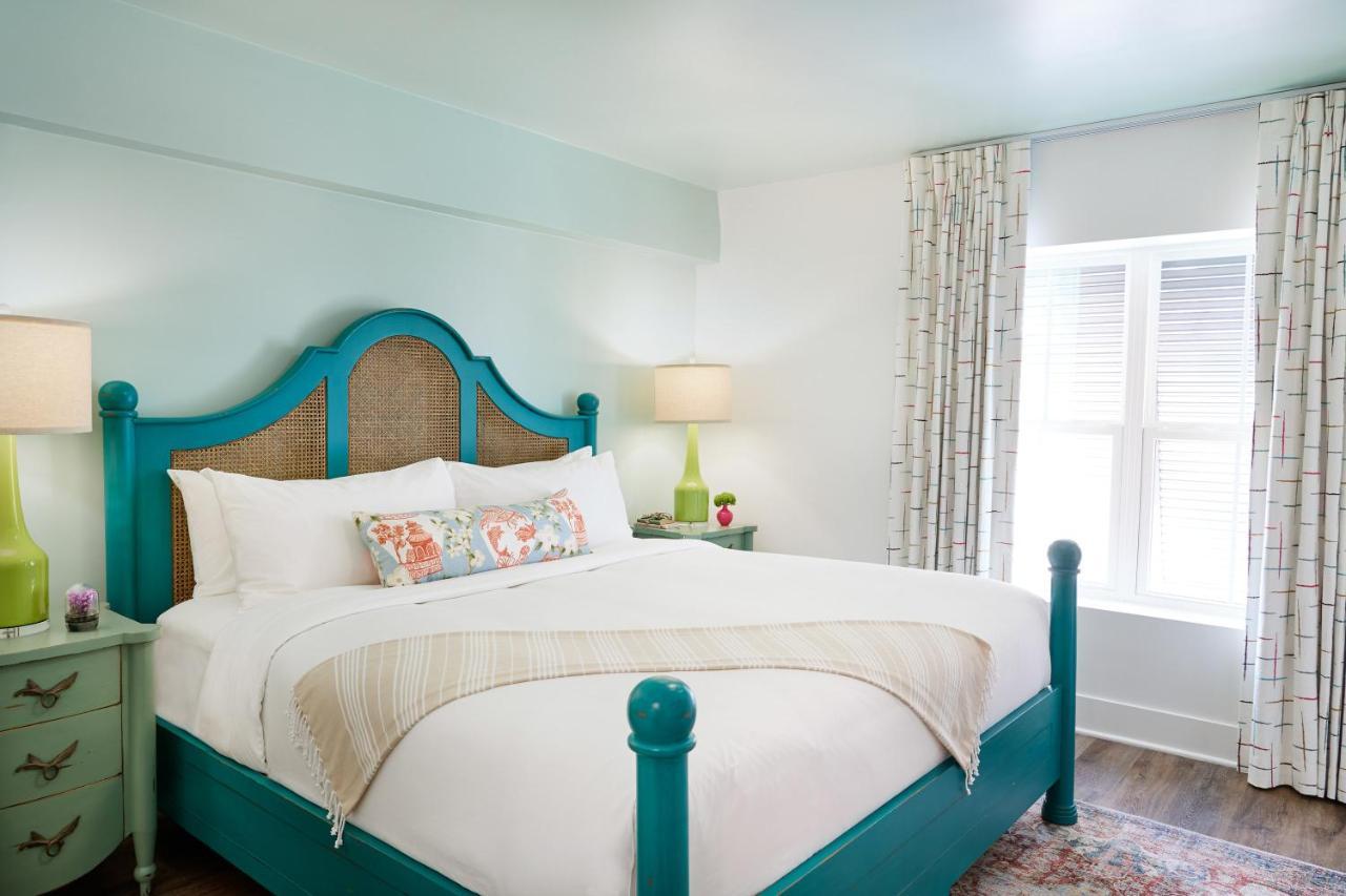 Hotel Simone (Adults Only) St. Simons Island Eksteriør bilde
